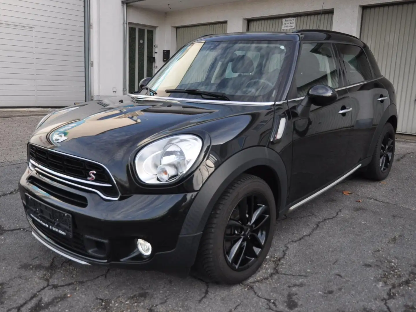 MINI Cooper S Countryman Mini Cooper S Countryman Aut.**Leder-Navi-PDC** Schwarz - 1