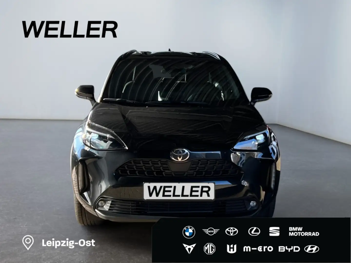 Toyota Yaris Cross Hybrid 130 1.5 Team *ACC*CAM* Zwart - 2