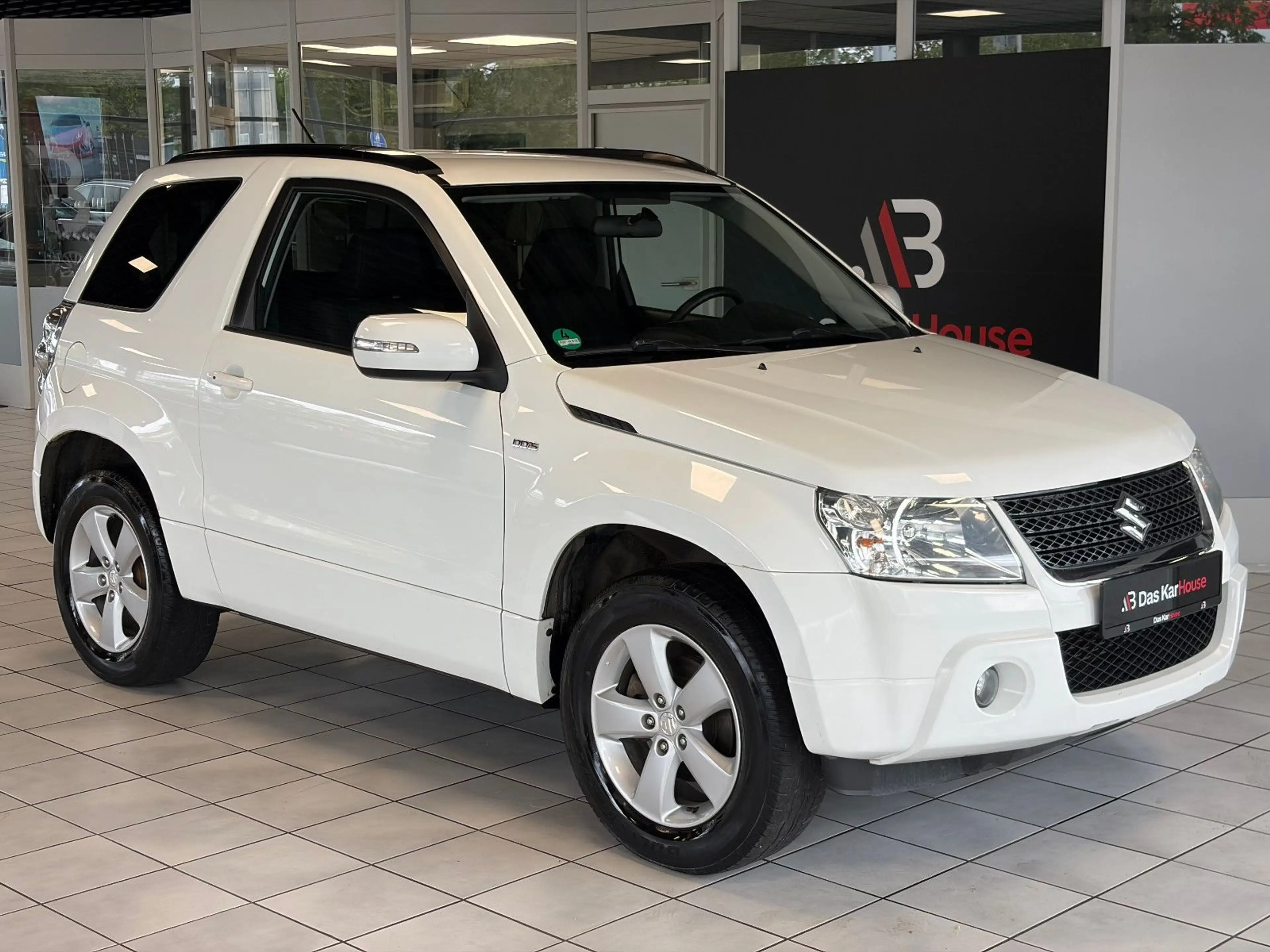 Suzuki Grand Vitara 1.9 DDIS Comfort · 4x4 · PDC