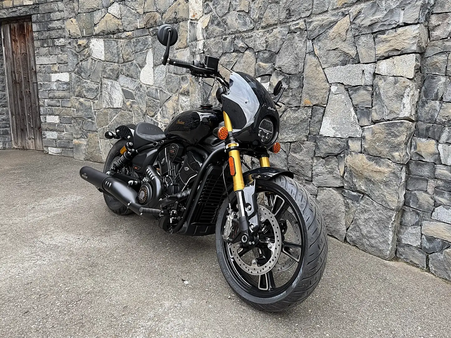 Indian Scout Scout 101 Schwarz - 2