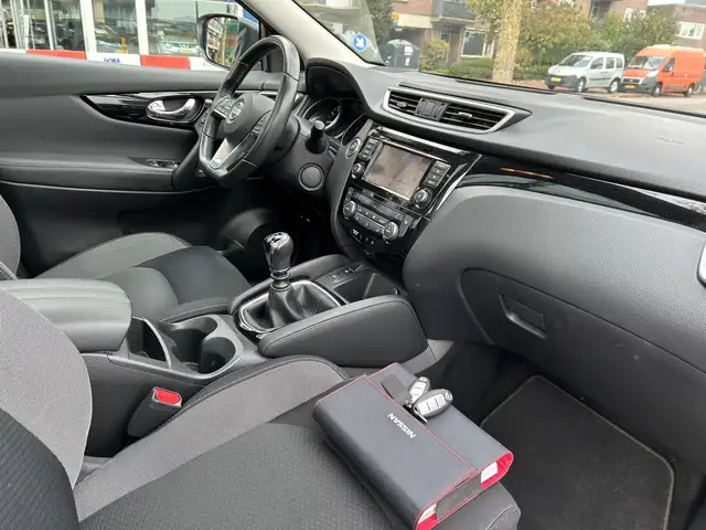 Nissan Qashqai view 3