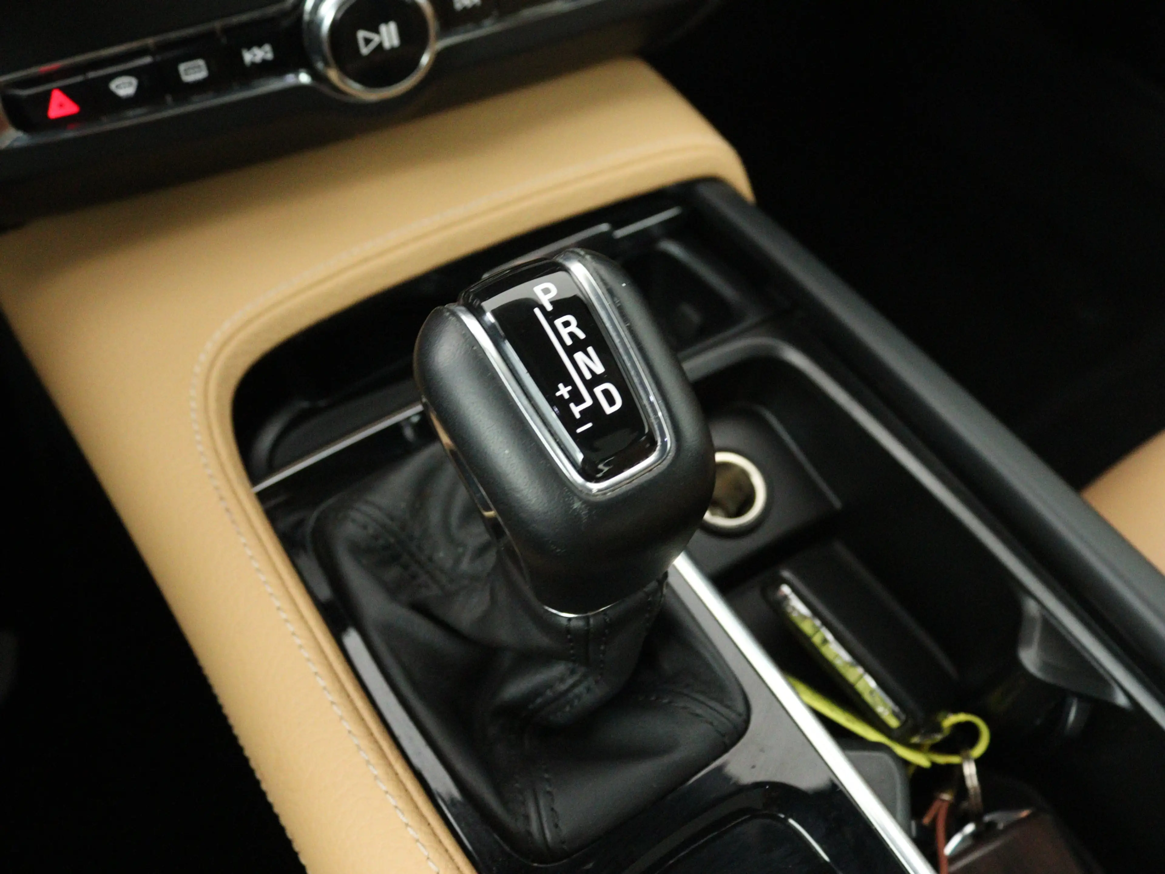 Volvo S90 2.0 T5 Momentum Business | 255 pk | Schuifdak | Bo — photo 15