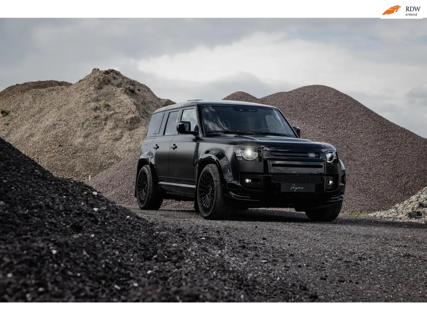 Land Rover Defender 110 3.0 P400 URBAN (400pk) LED Matrix | 22" | Alca Schwarz - 1