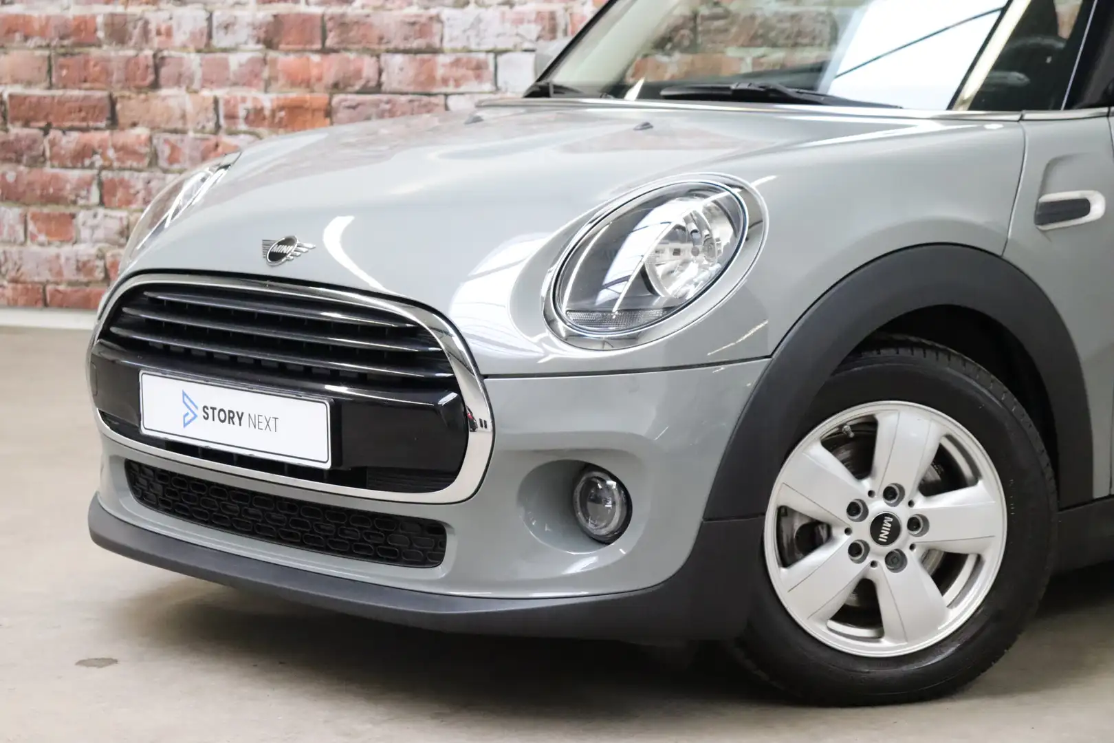 MINI Cooper Hatchback Business 3 deurs / Airconditioning / Reg Gris - 2