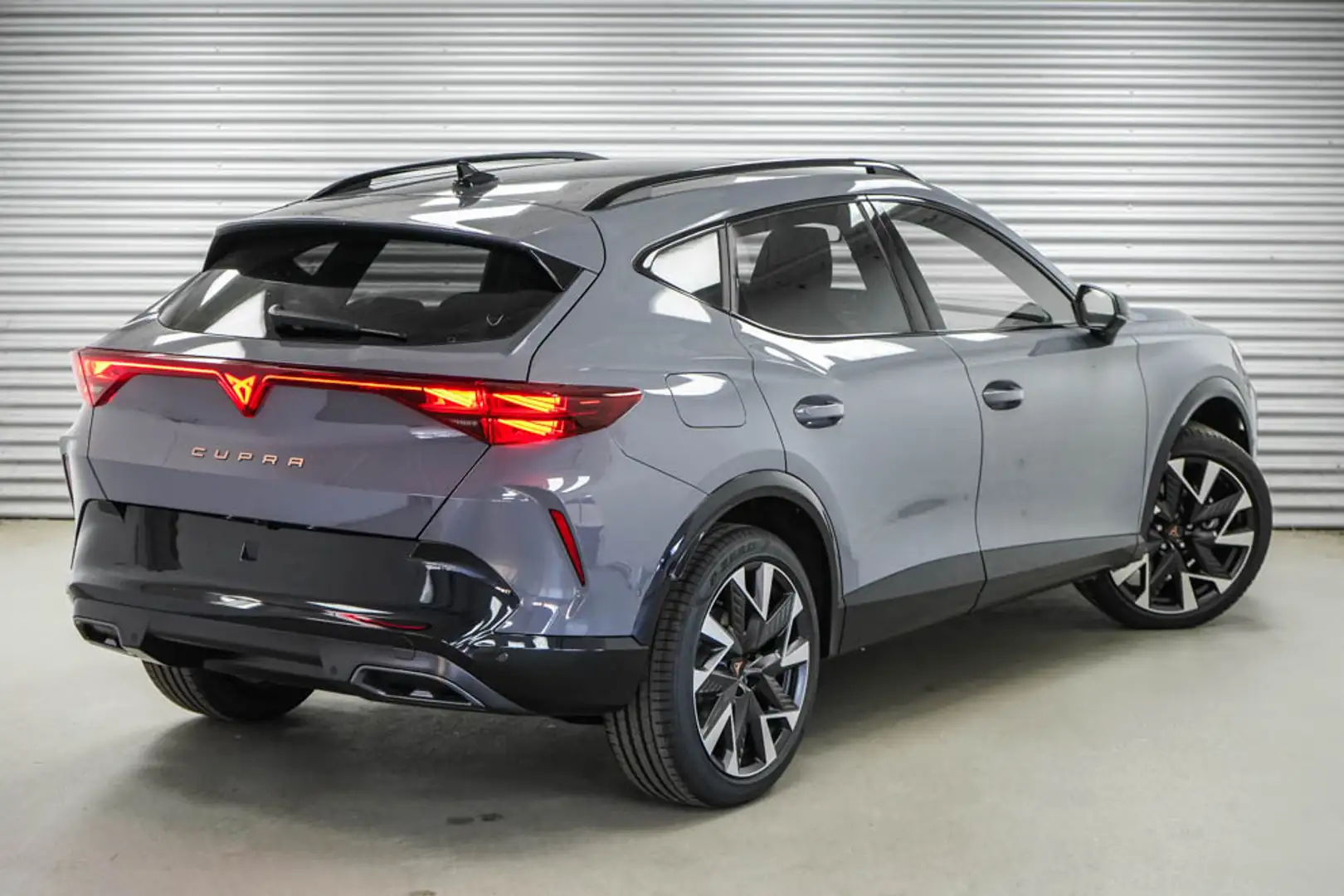 CUPRA Formentor 1,5 eTSI DSG Cupra Grigio - 2