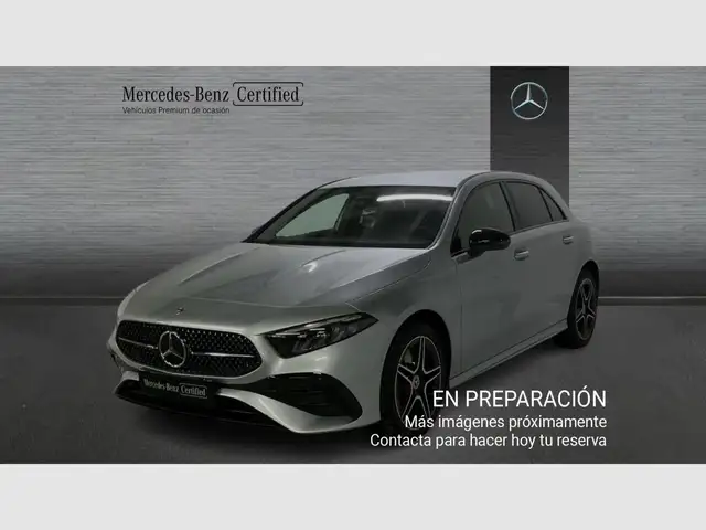 Mercedes-Benz A 250 e con tecnologí híbrida EQ
