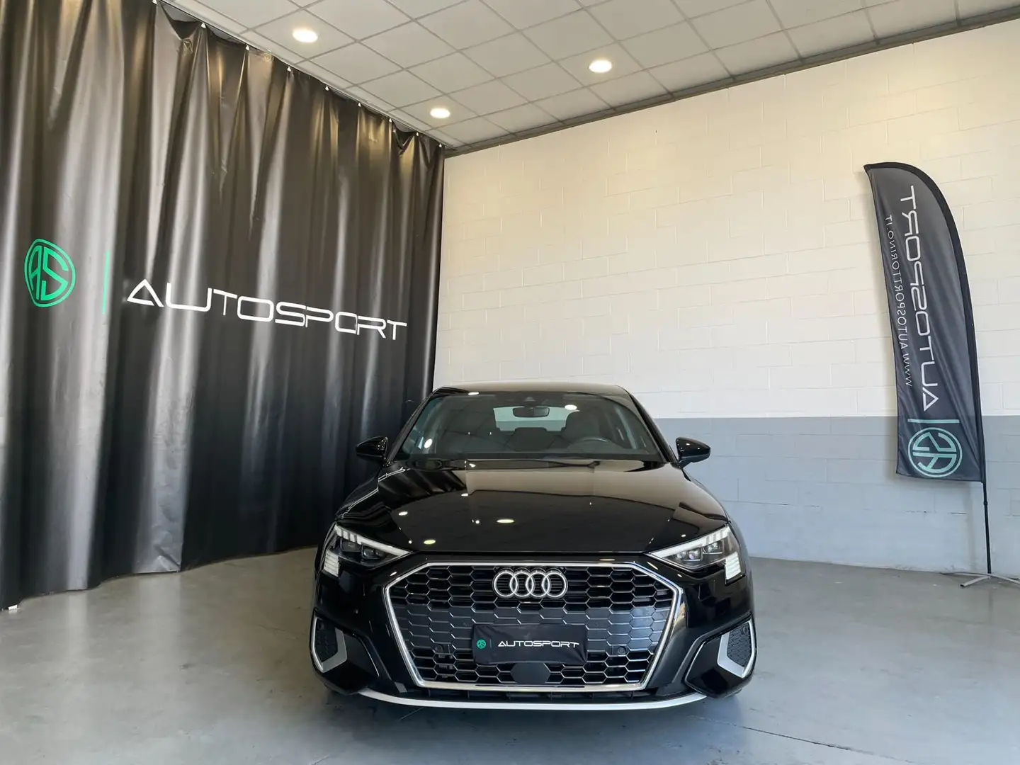 Audi A3 SPB 35 TFSI S tronic Business Advanced Noir - 2