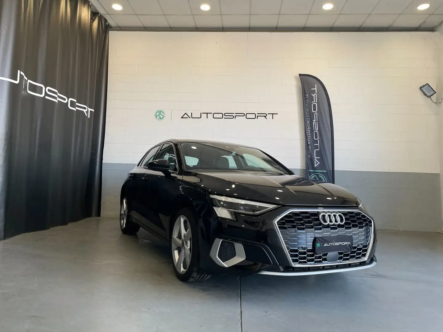 Audi A3 SPB 35 TFSI S tronic Business Advanced Noir - 1