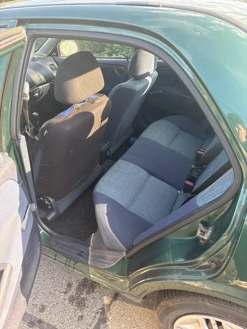 Mitsubishi Carisma 1.6i 16v Classic Verde - 2