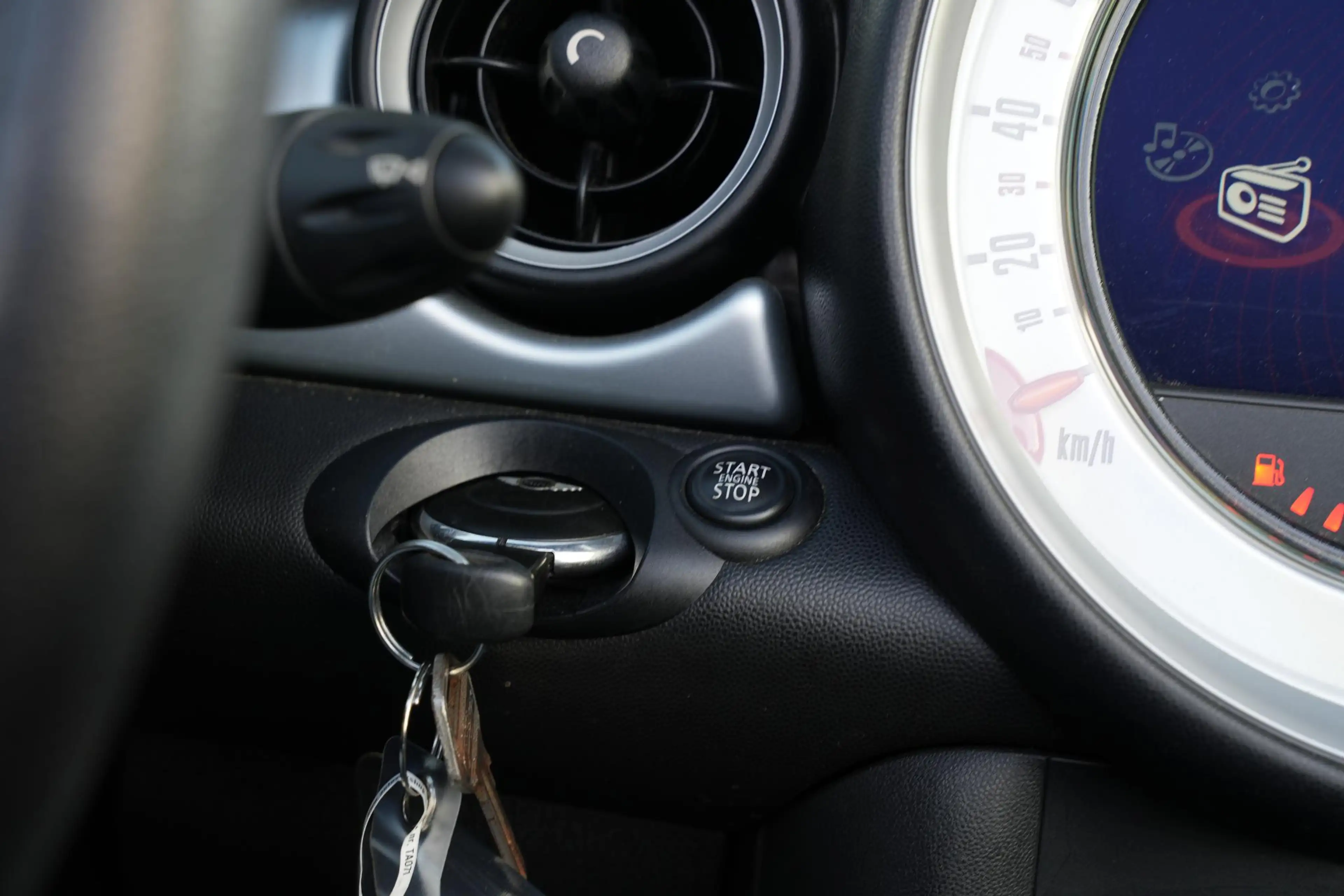 MINI Cooper Roadster 1.6 Chili — photo 28