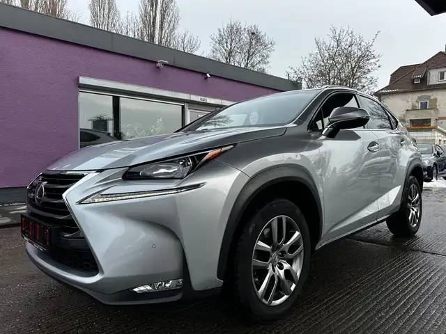 Lexus NX 200t t Executive Line AWD "Navi"Leder"Kamera"