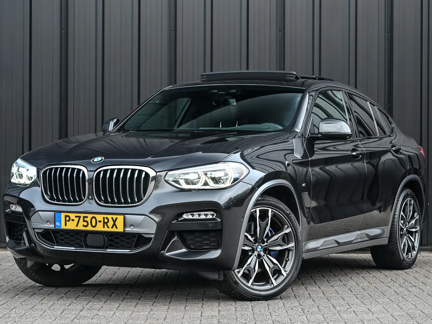 BMW X4 xDrive30i High Executive 252pk M-Sport X | Panoram Gris - 2