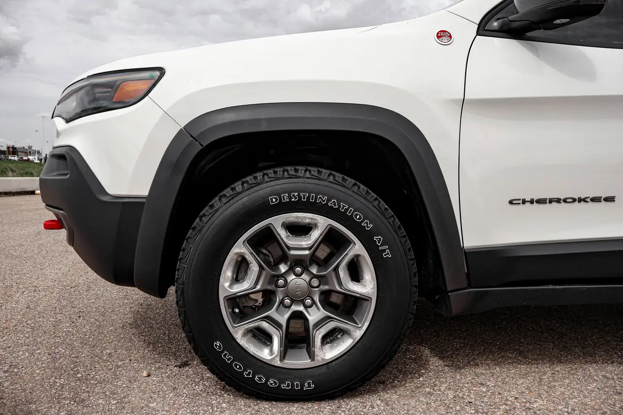 Jeep Cherokee снимка Jeep Cherokee
