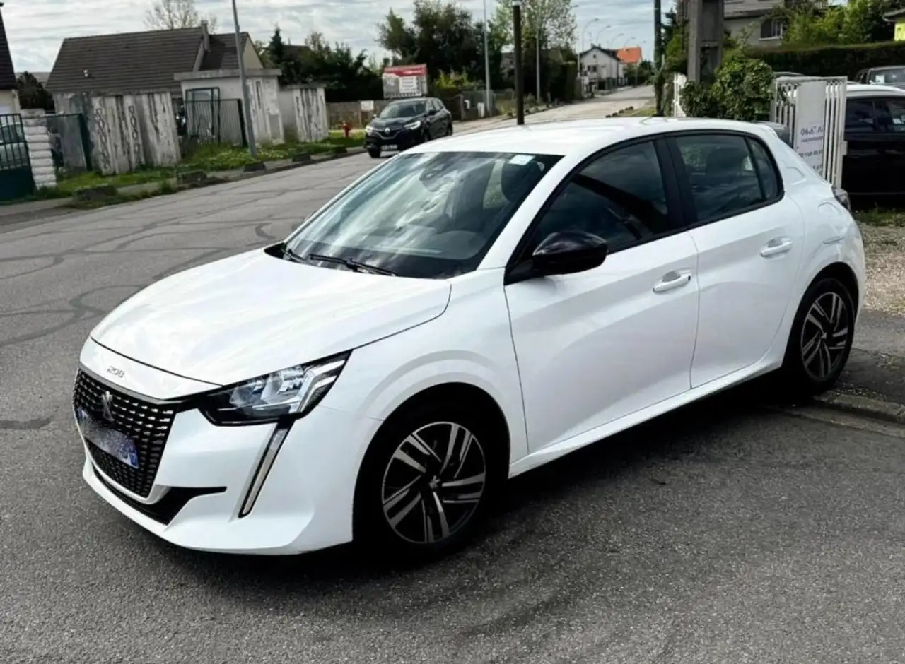 Peugeot 208 1.2 PT 100CV EAT 8 ACTIVE PACK 7492HT