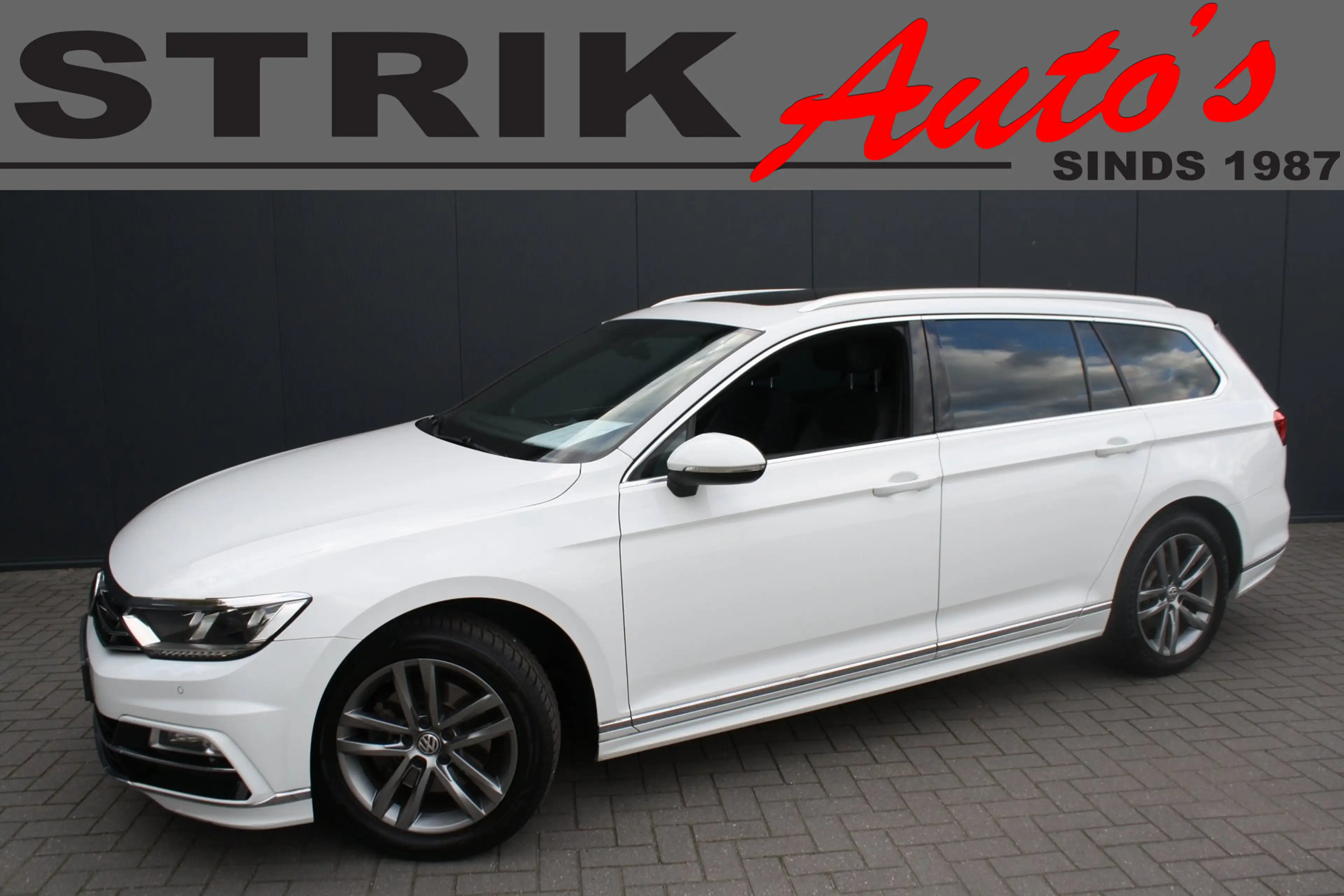 Volkswagen Passat Variant 1.4 TSI Highline Business R - LED - PANORAMADAK -