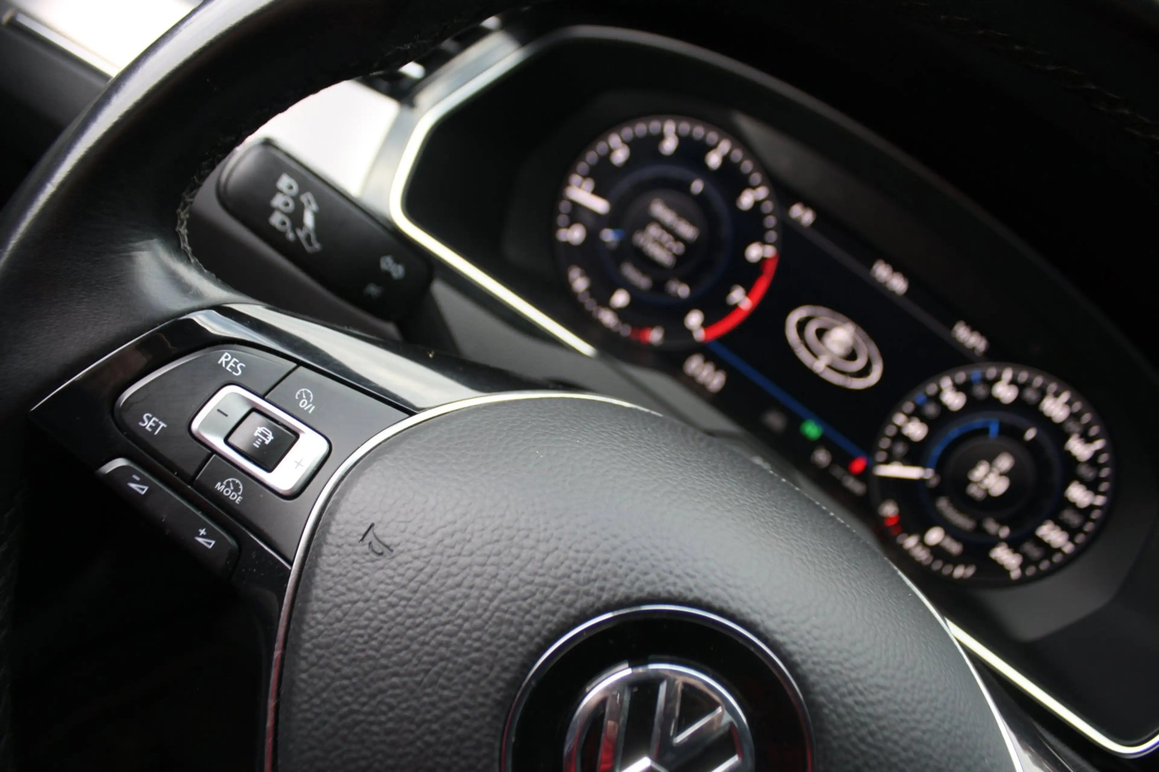 Volkswagen Passat Variant 1.4 TSI Highline Business R - LED - PANORAMADAK - — photo 13