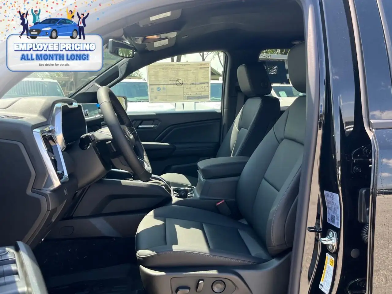 GMC Canyon photo GMC Canyon