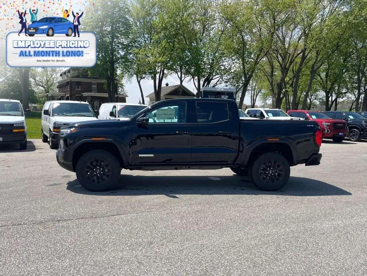 GMC Canyon photo GMC Canyon