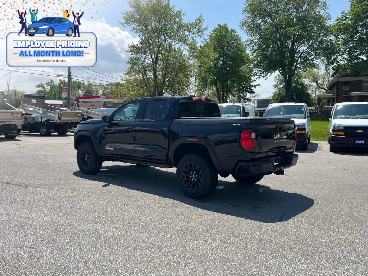 GMC Canyon photo GMC Canyon