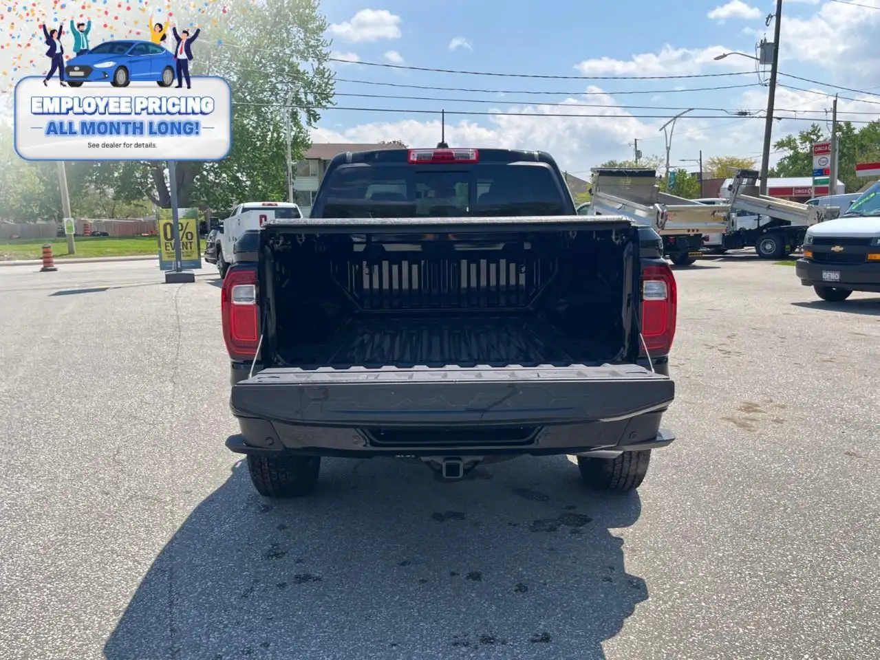 GMC Canyon photo GMC Canyon