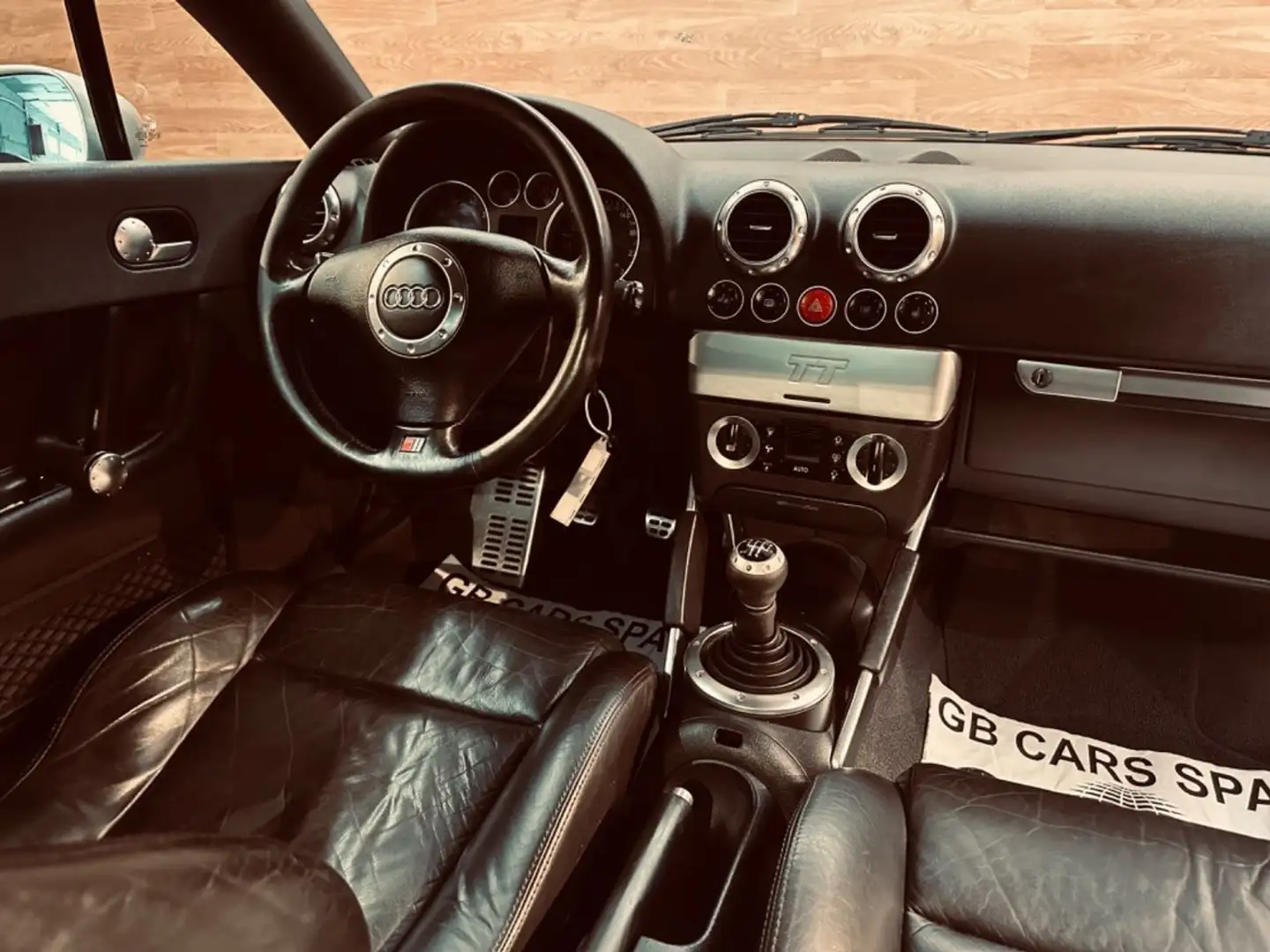Audi TT 1.8T 132KW Gris - 2