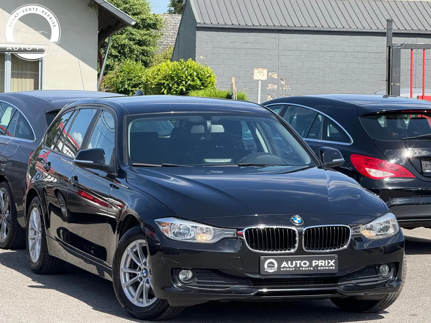 BMW 316 d Touring Navi PDC Clim Carnet Euro 5b Noir - 2