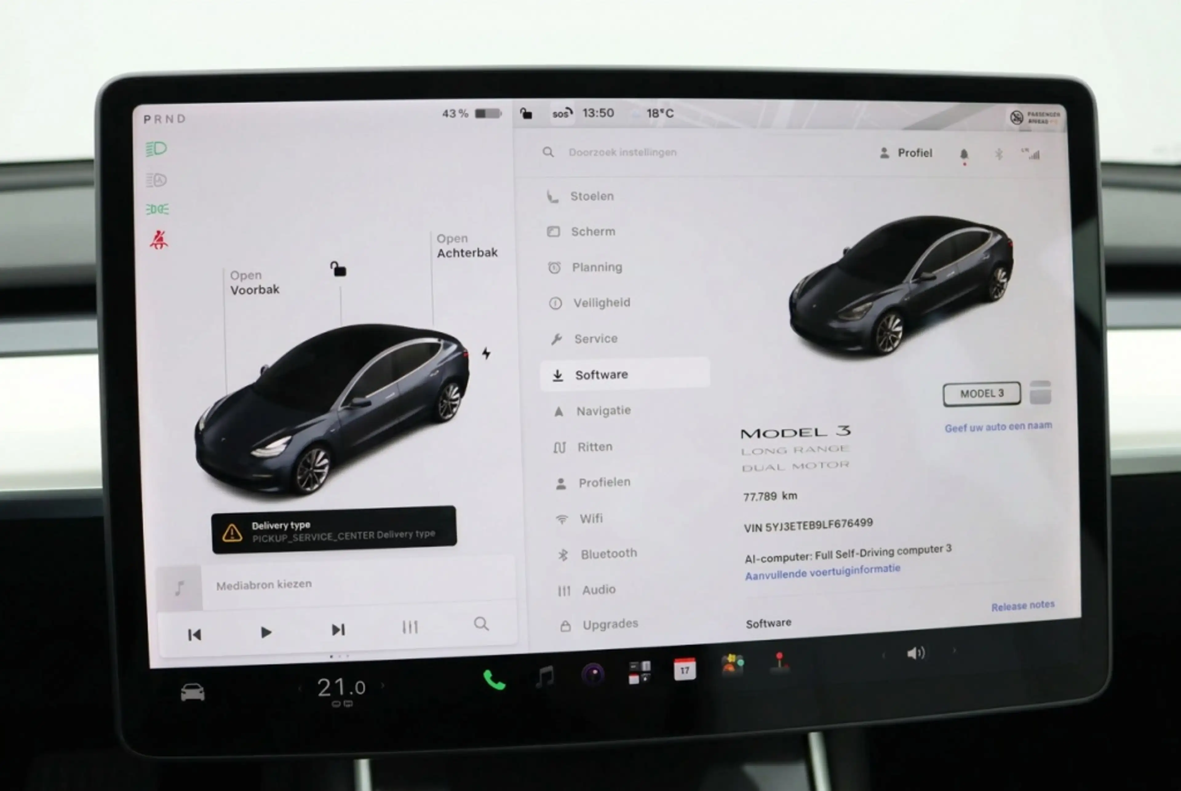 Tesla Model 3 Long Range AWD 75kWh Trekhaak | Pano | Autopilot F — photo 17