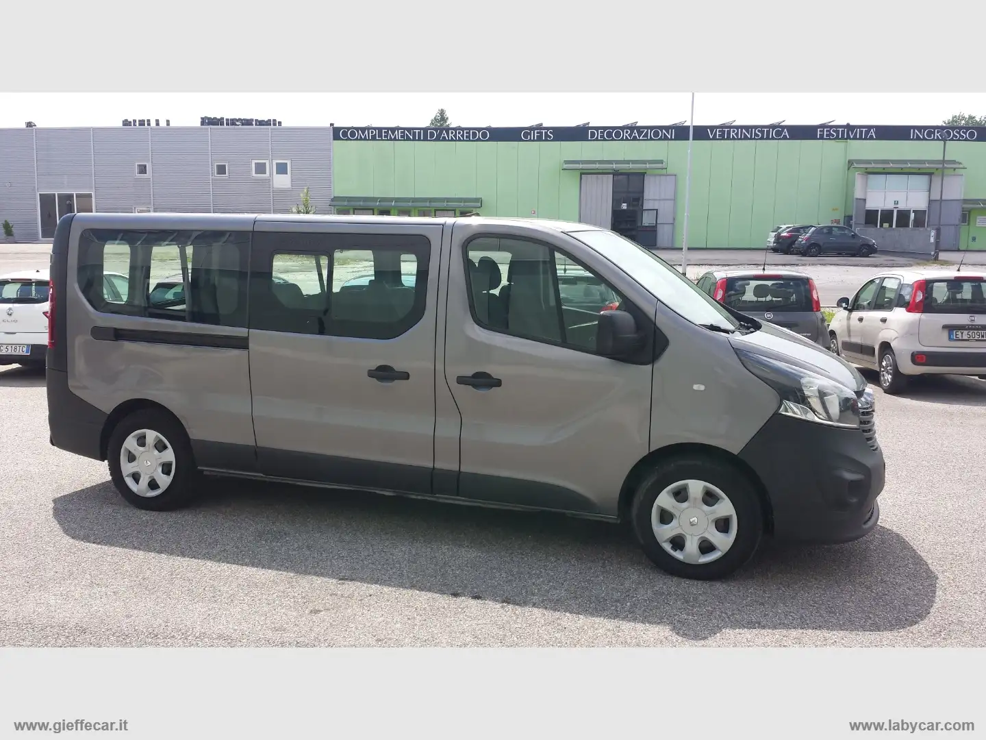 Opel Vivaro 29 1.6 CDTI 120 L2H1 CON 9 POSTI Grigio - 1