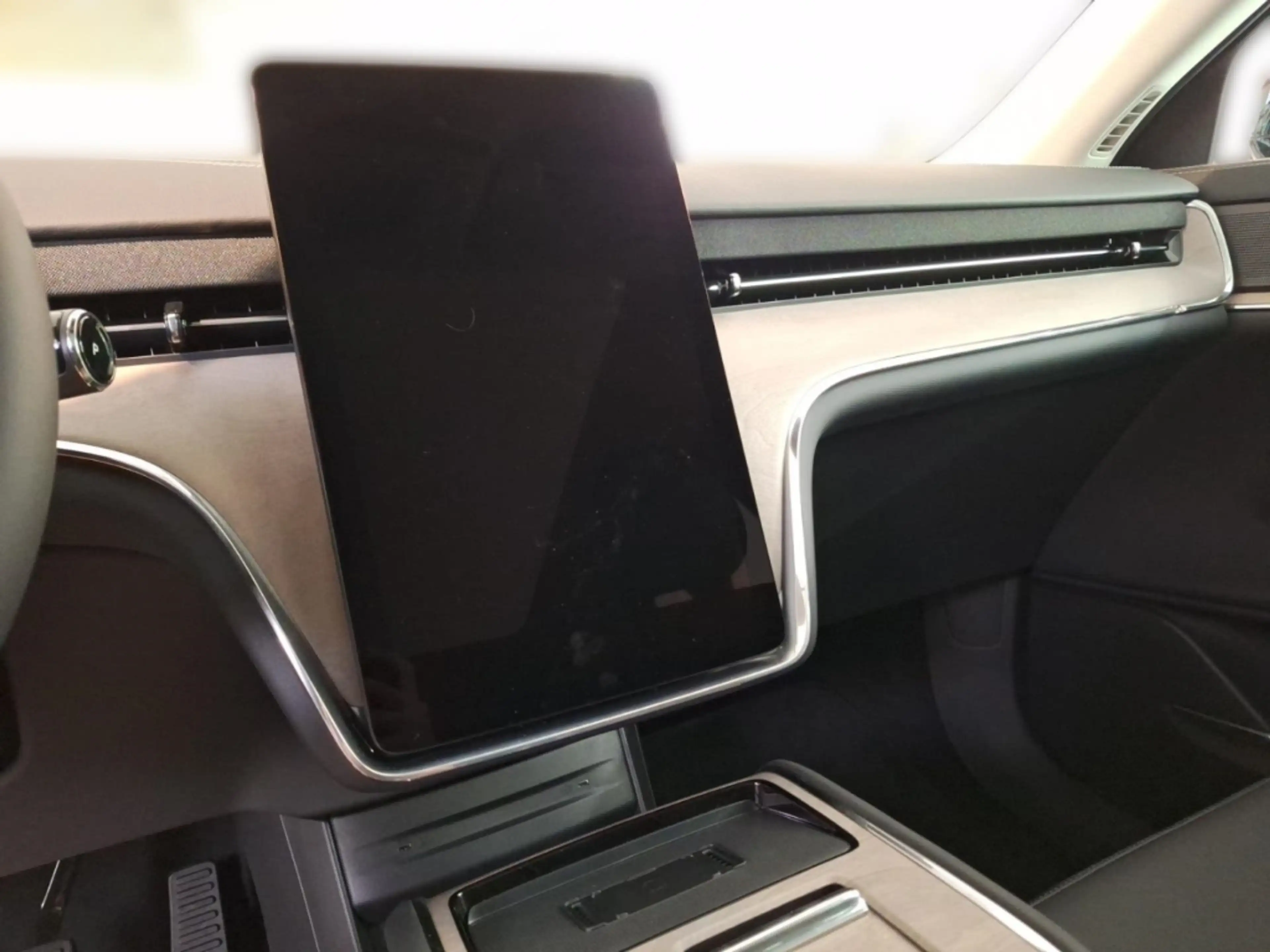 Volvo EX90 Pure Electric 2WD Plus 7-Sitzer AHK elektr 360°-Ka — photo 9