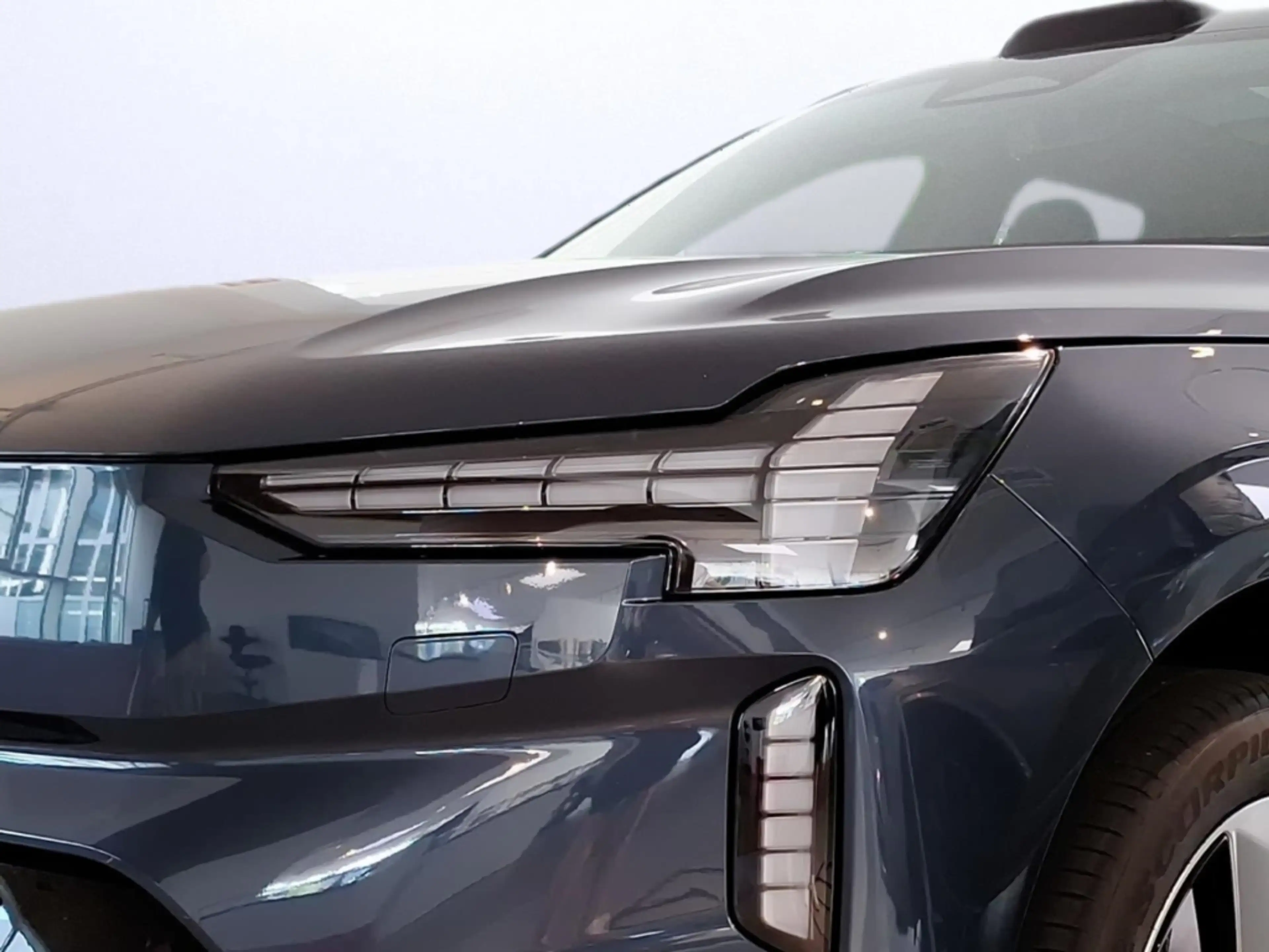 Volvo EX90 Pure Electric 2WD Plus 7-Sitzer AHK elektr 360°-Ka — photo 5