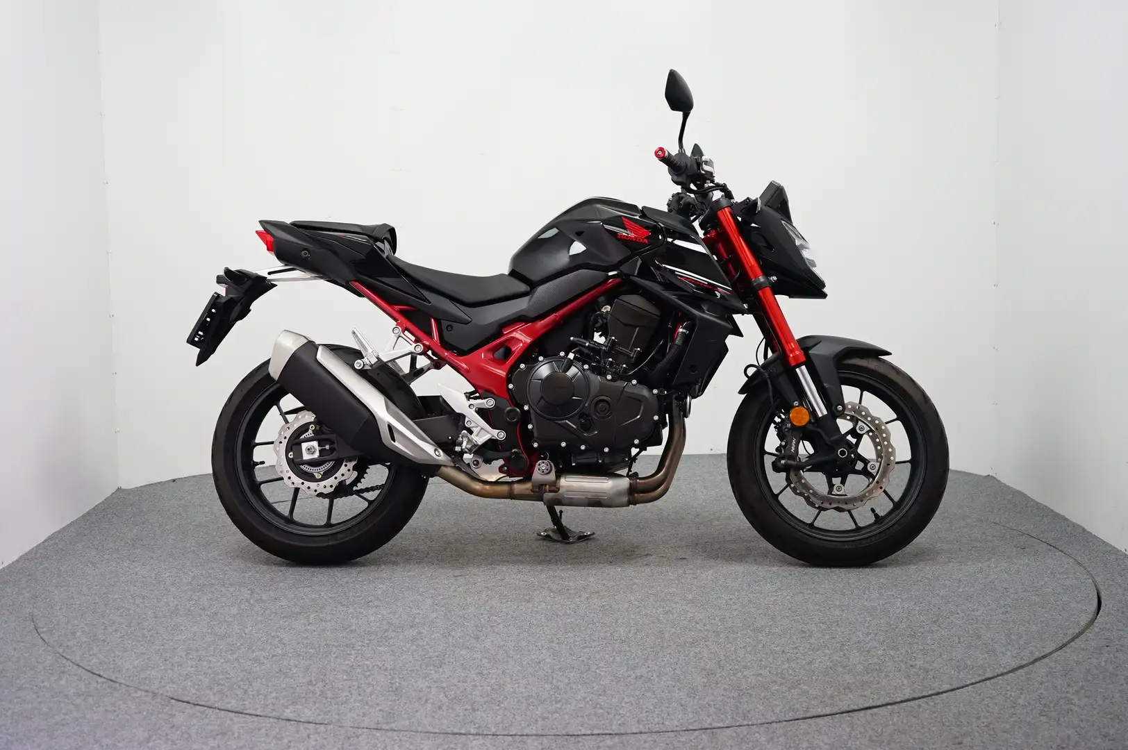 Honda CB 750 HORNET Червоний - 1