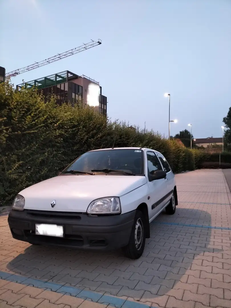 Renault Clio 3p 1.2 UP - 1