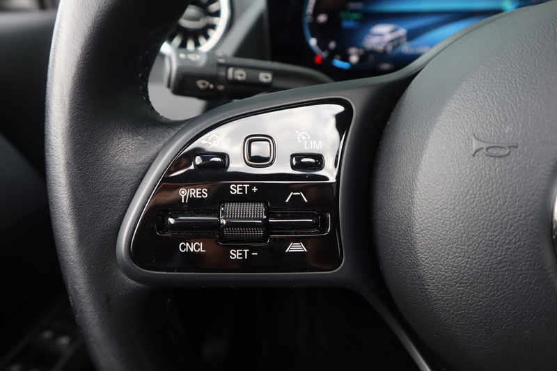 Mercedes-Benz GLA 250 e Style | Pano | Ambient | Distronic | Multibeam | — photo 16