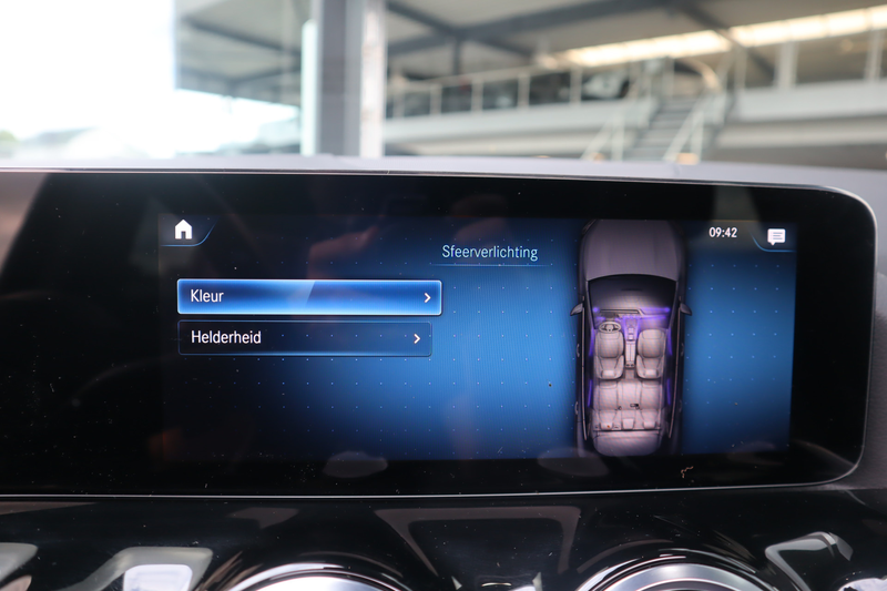 Mercedes-Benz GLA 250 e Style | Pano | Ambient | Distronic | Multibeam | — photo 14