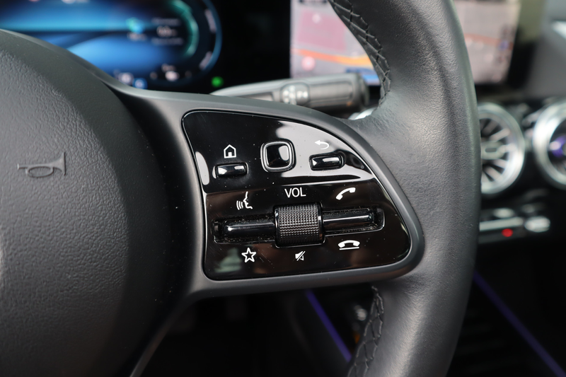 Mercedes-Benz GLA 250 e Style | Pano | Ambient | Distronic | Multibeam | — photo 17