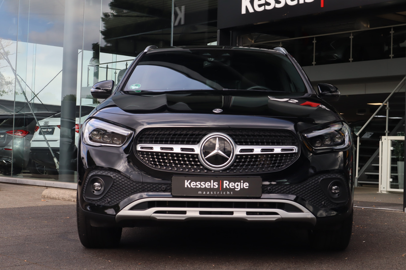 Mercedes-Benz GLA 250 e Style | Pano | Ambient | Distronic | Multibeam | — photo 23