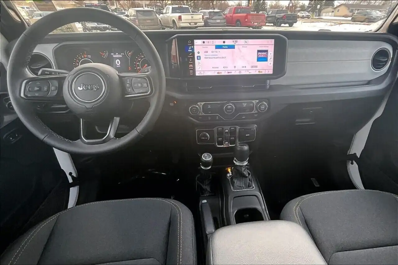 Jeep Gladiator снимка Jeep Gladiator