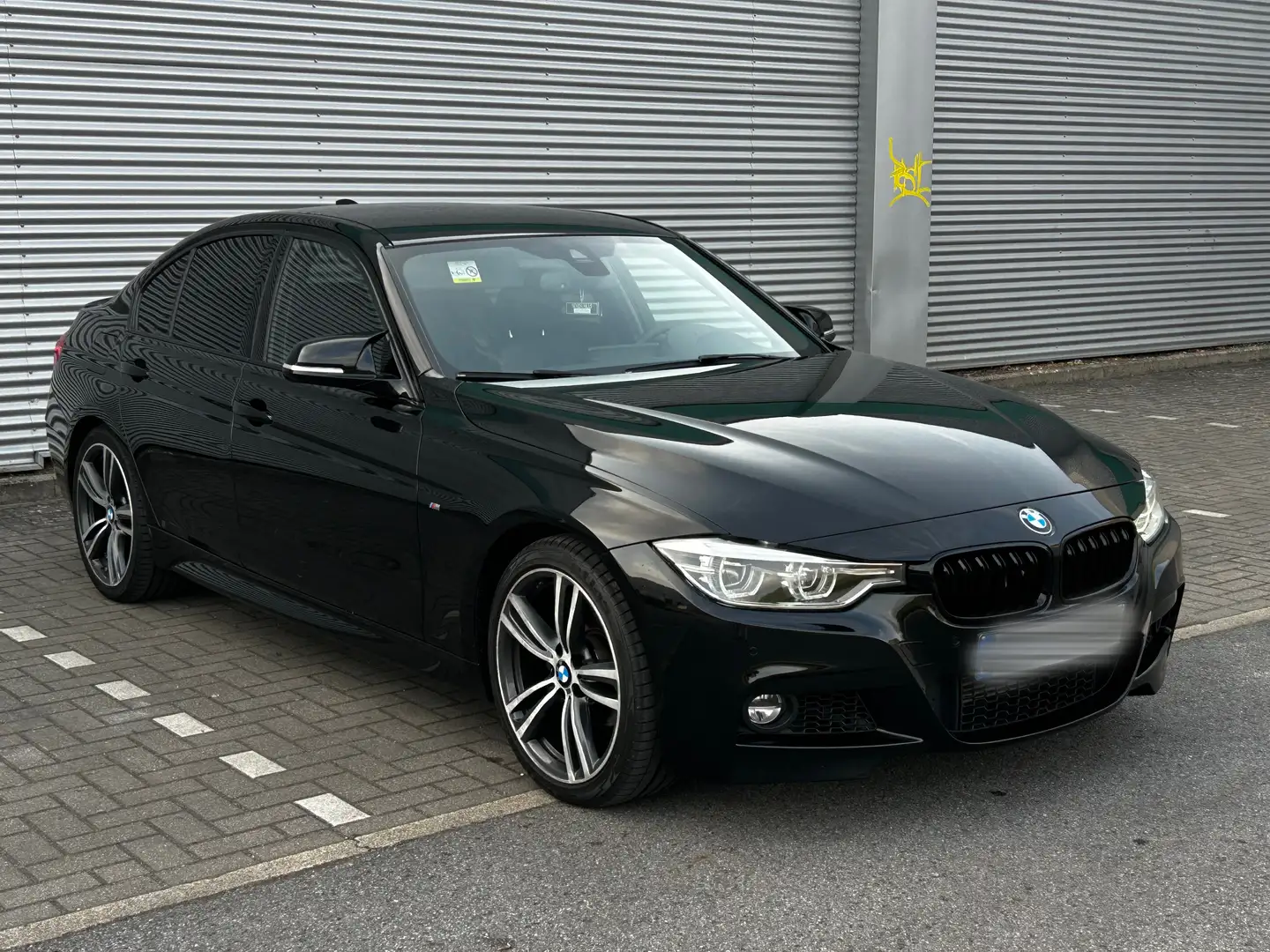 BMW 318 dA - 2