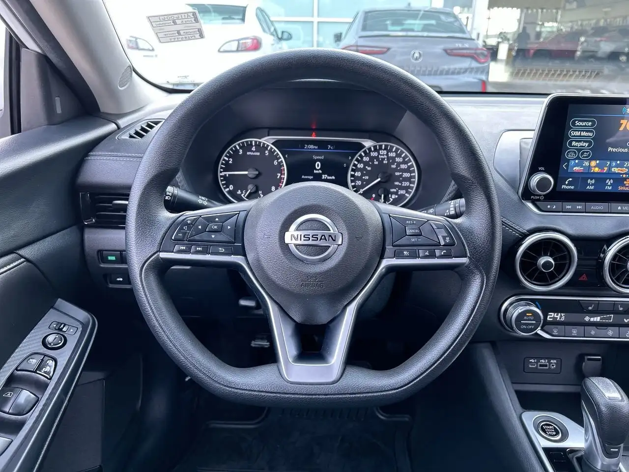 Nissan Sentra снимка Nissan Sentra