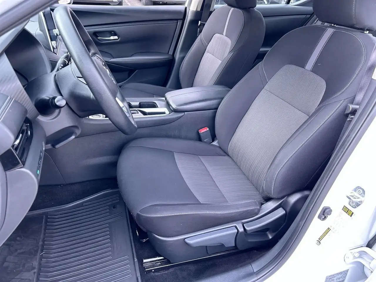 Nissan Sentra снимка Nissan Sentra