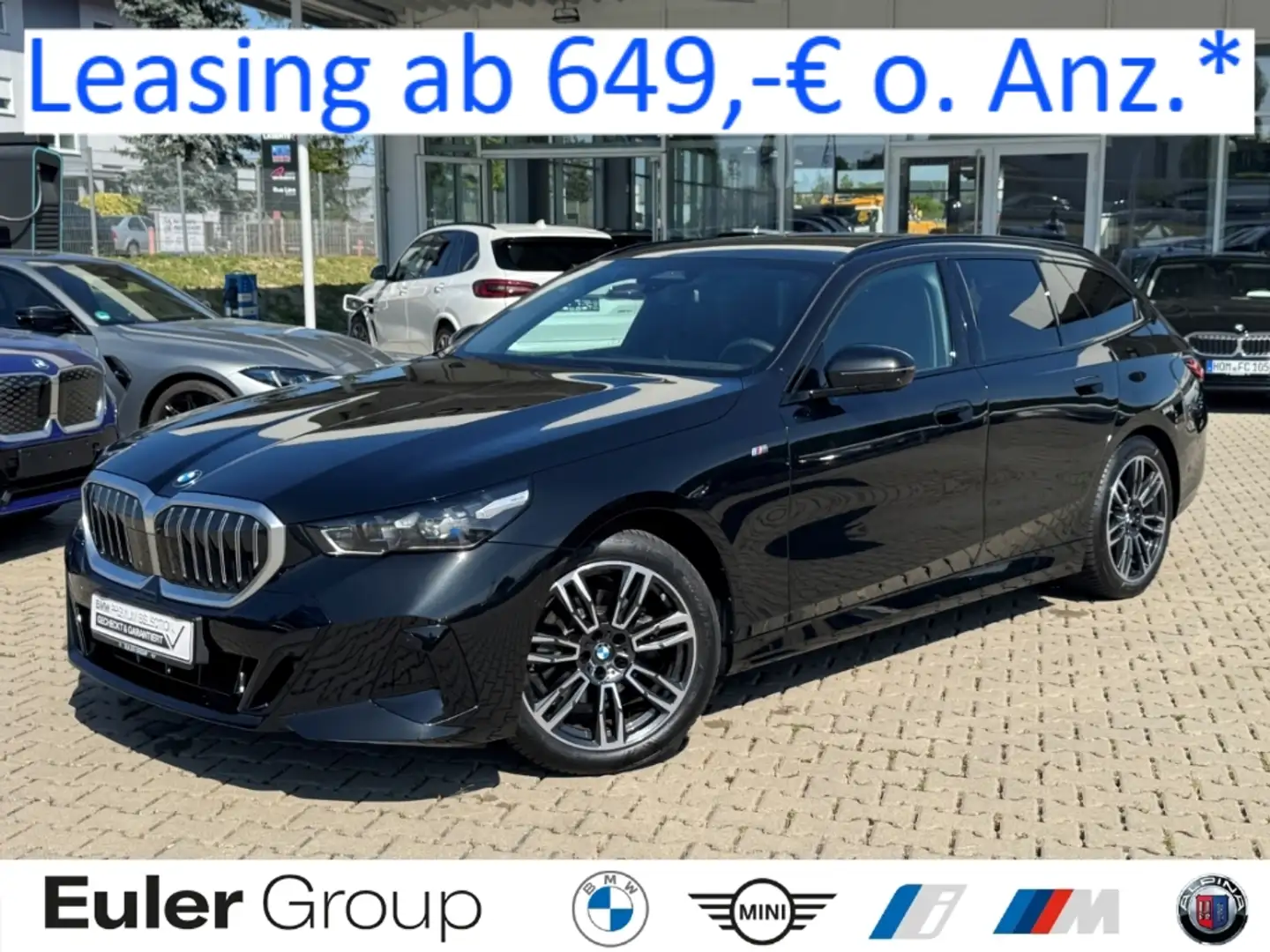 BMW 520 d Touring M Sport AHK Pano H/K PAP StandHzg Sitzbe Schwarz - 1