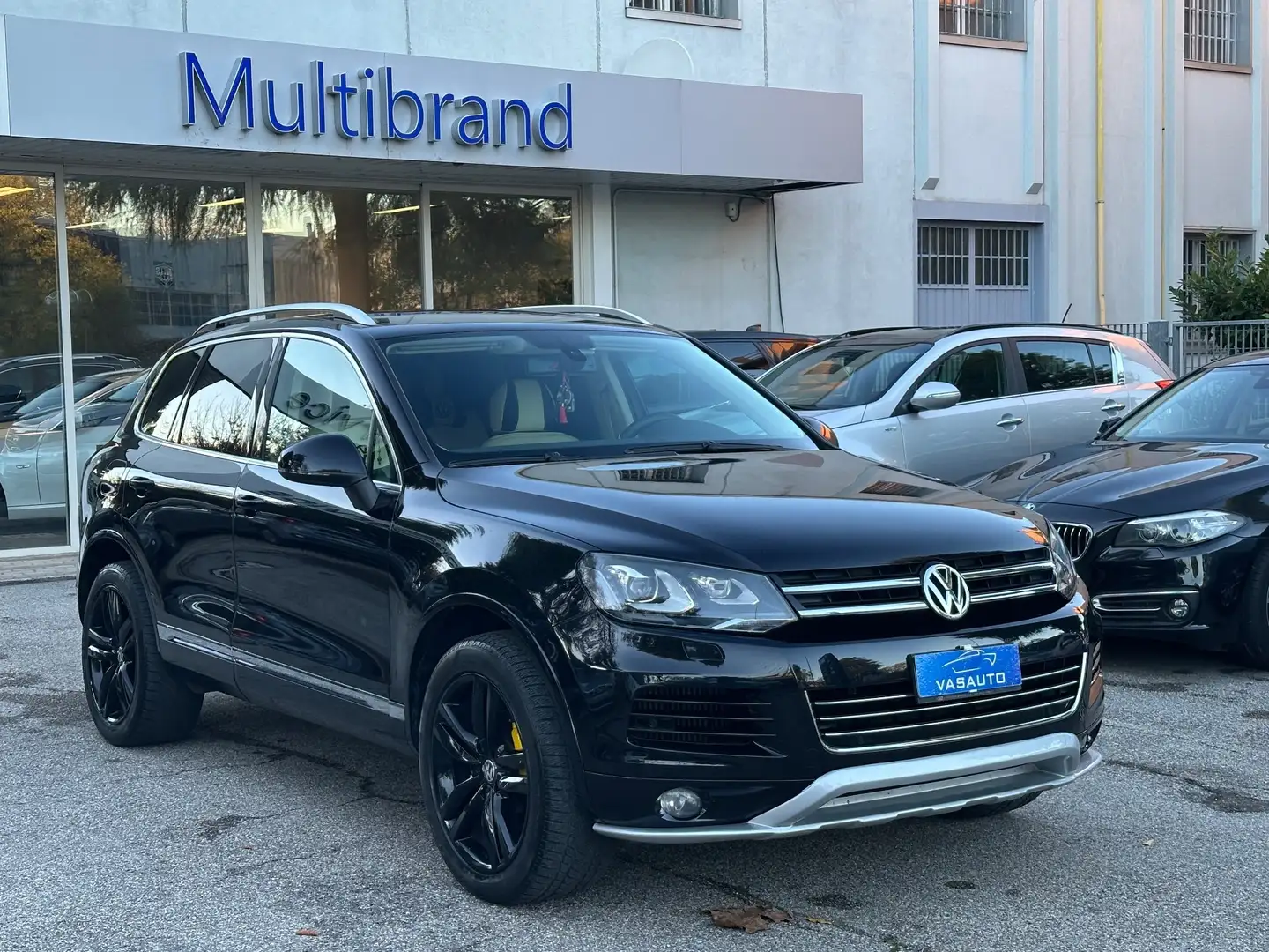 Volkswagen Touareg Touareg 3.0 TDI 245 CV tiptronic BlueMotion Techn. Noir - 1