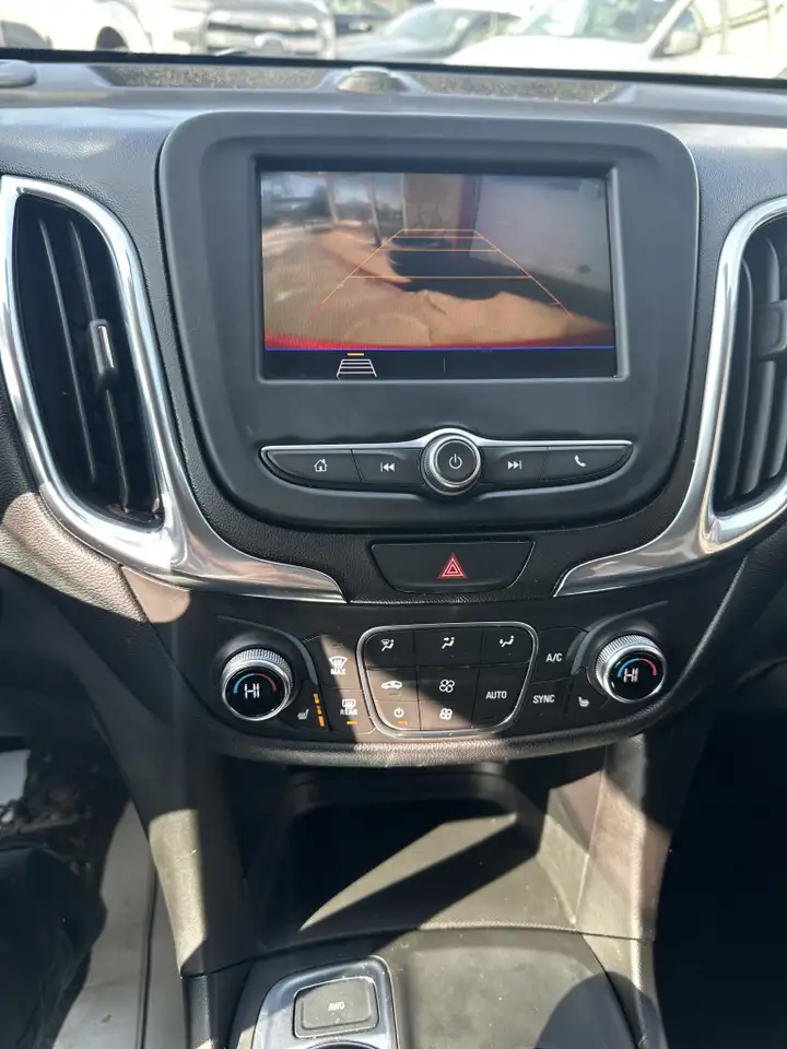 Chevrolet Equinox снимка Chevrolet Equinox