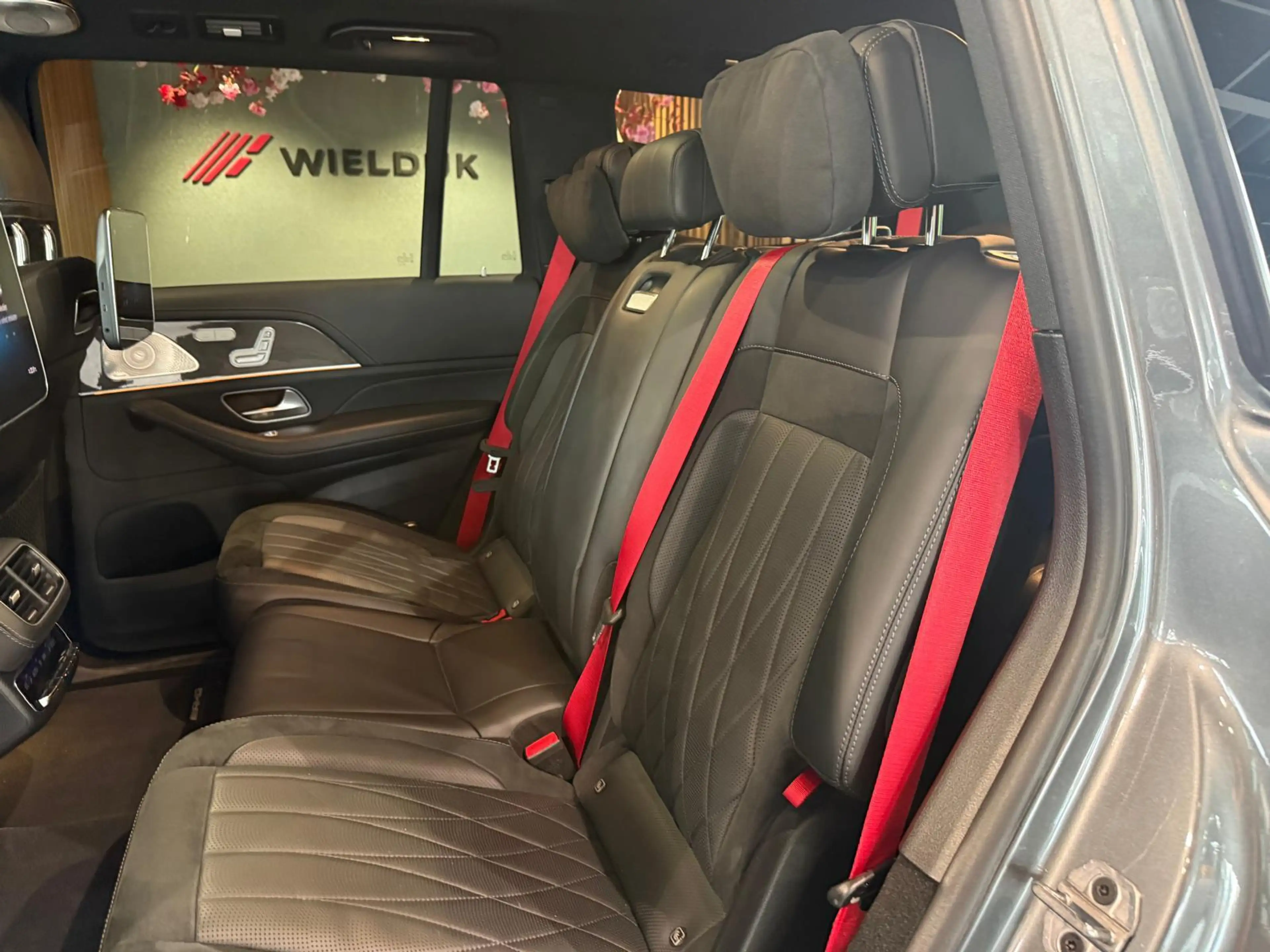 Mercedes-Benz GLS 63 AMG 4MATIC+ Premium Plus Ster garantie Mercedes — photo 48