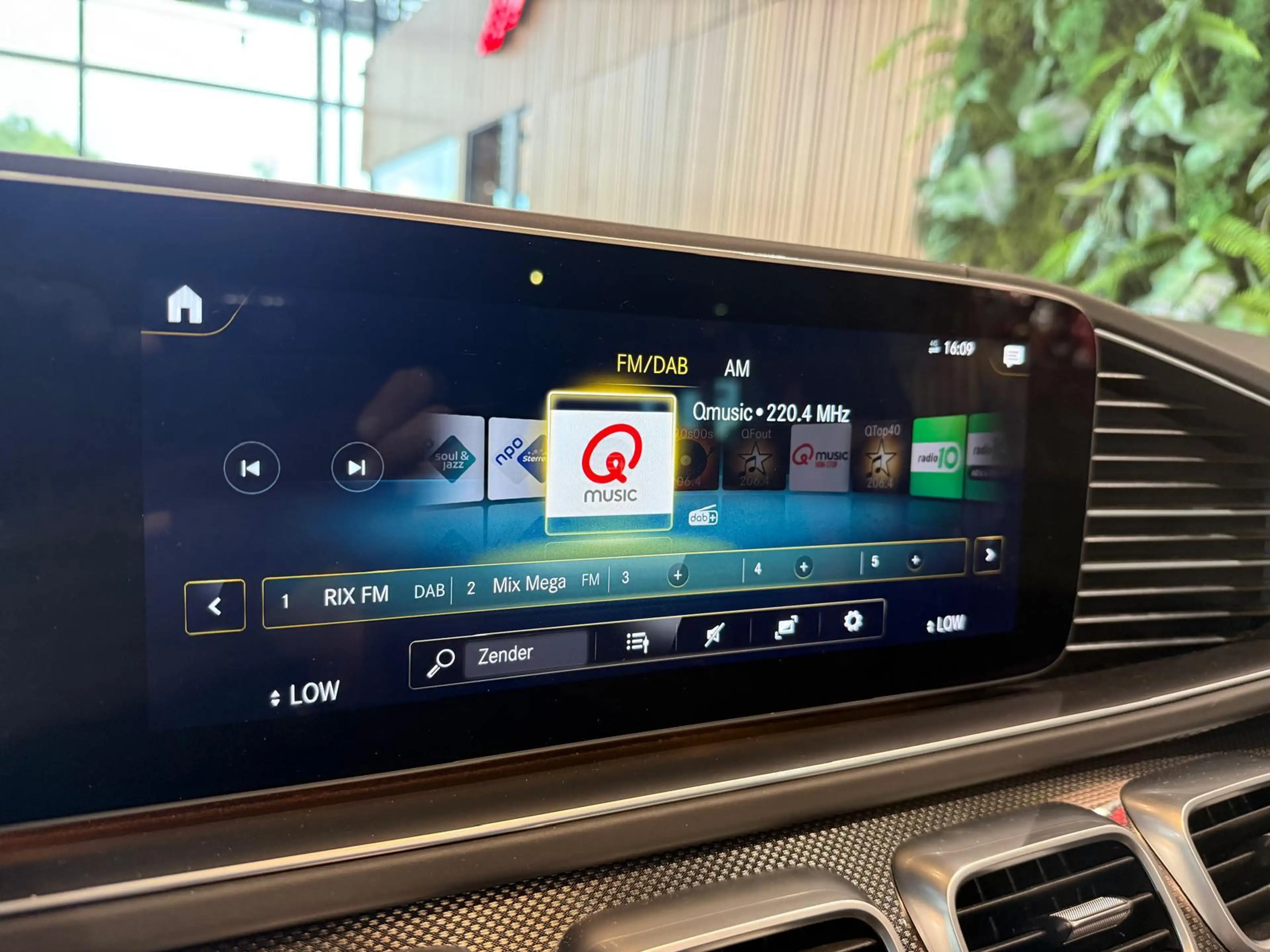 Mercedes-Benz GLS 63 AMG 4MATIC+ Premium Plus Ster garantie Mercedes — photo 29