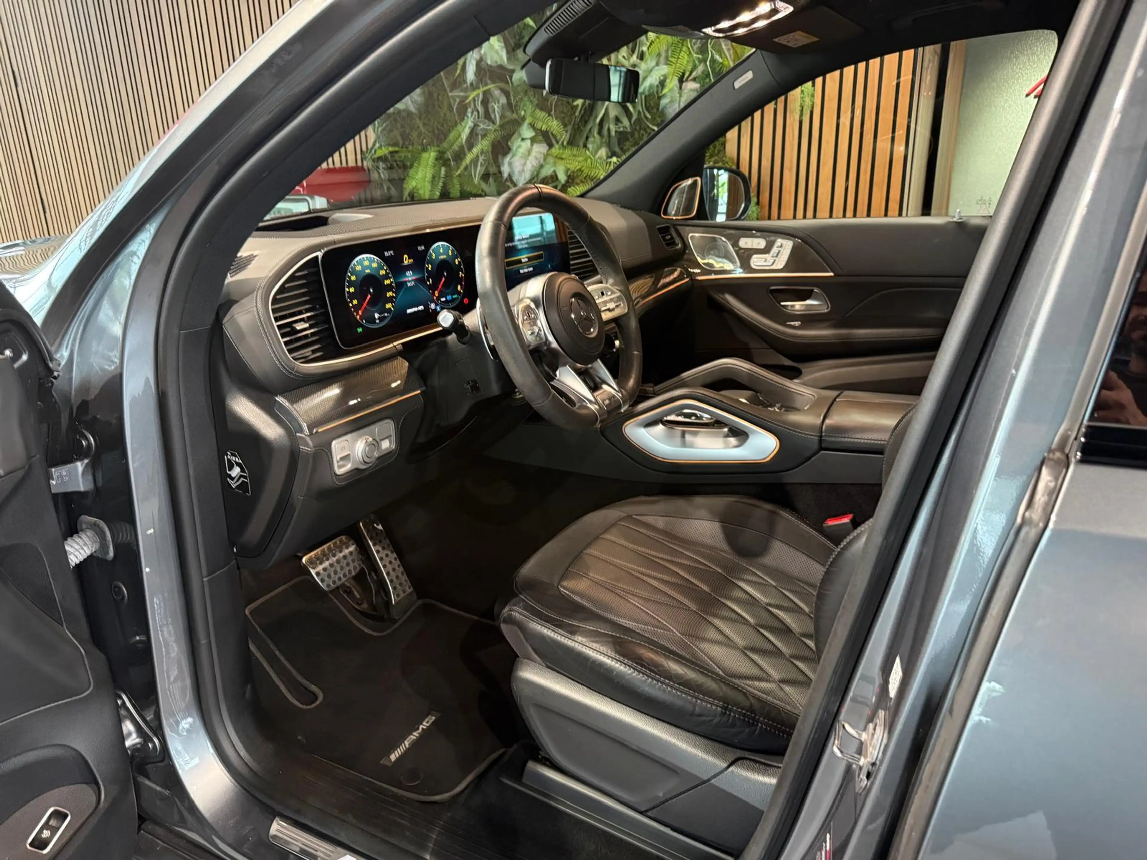 Mercedes-Benz GLS 63 AMG 4MATIC+ Premium Plus Ster garantie Mercedes — photo 45