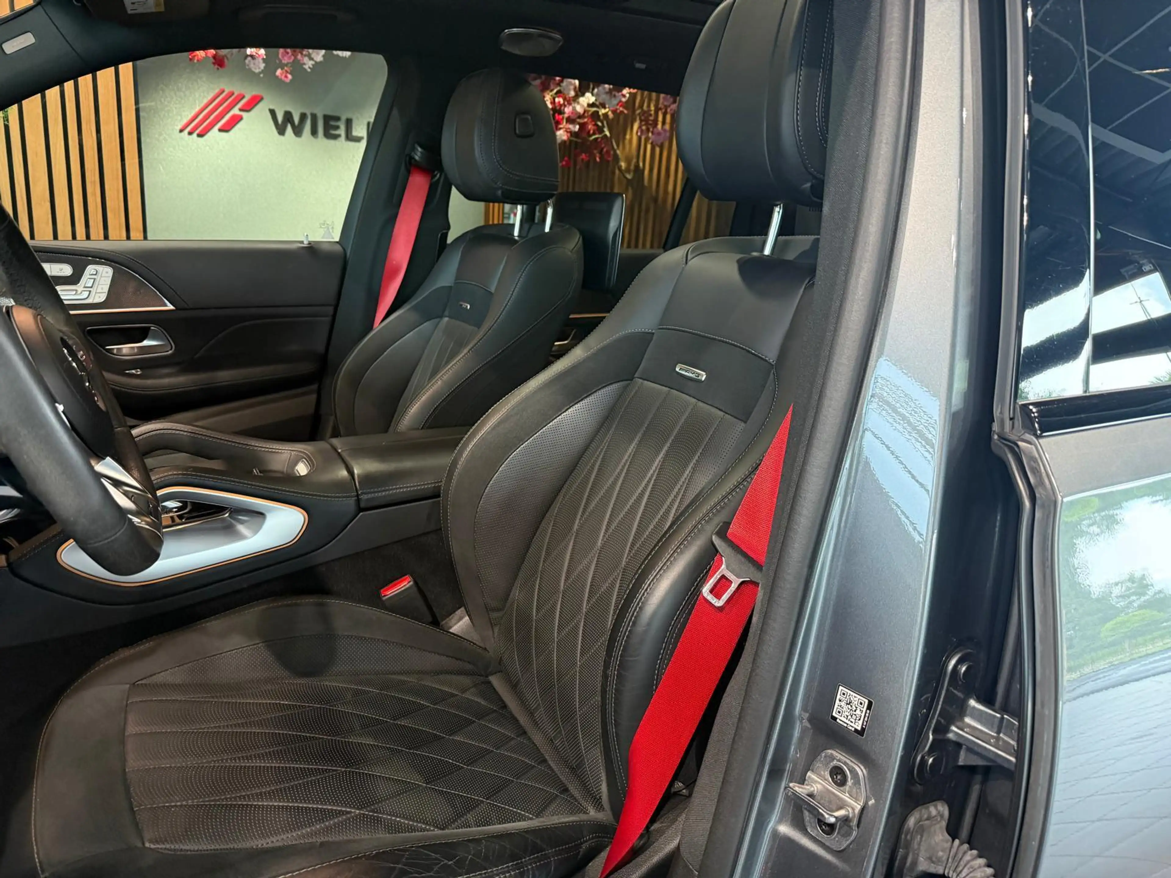Mercedes-Benz GLS 63 AMG 4MATIC+ Premium Plus Ster garantie Mercedes — photo 46