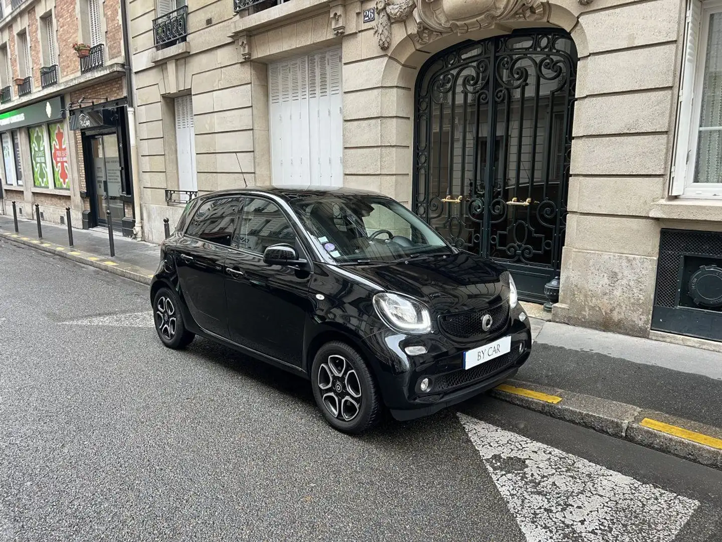 smart forFour II Noir - 1