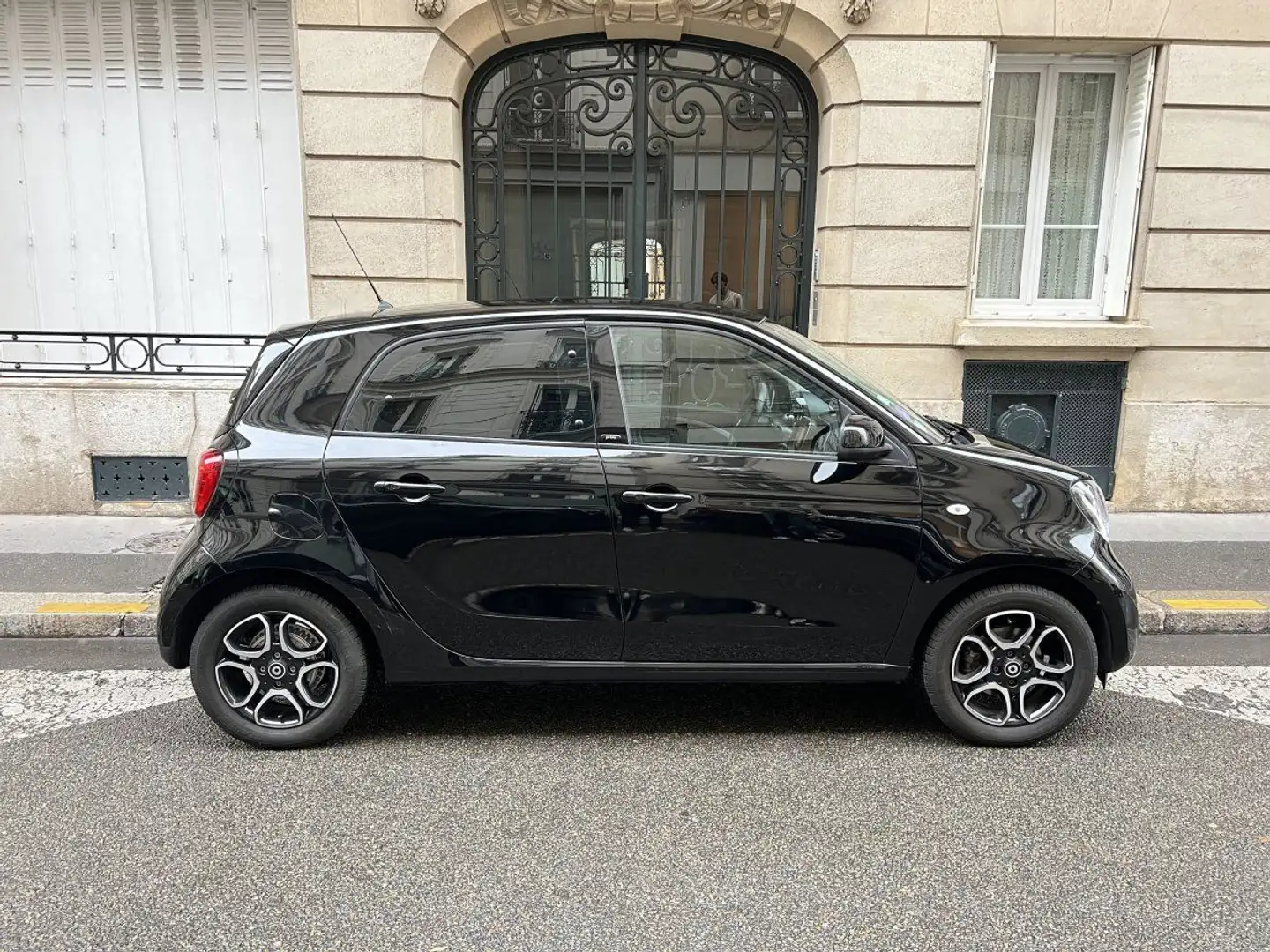 smart forFour II Noir - 2