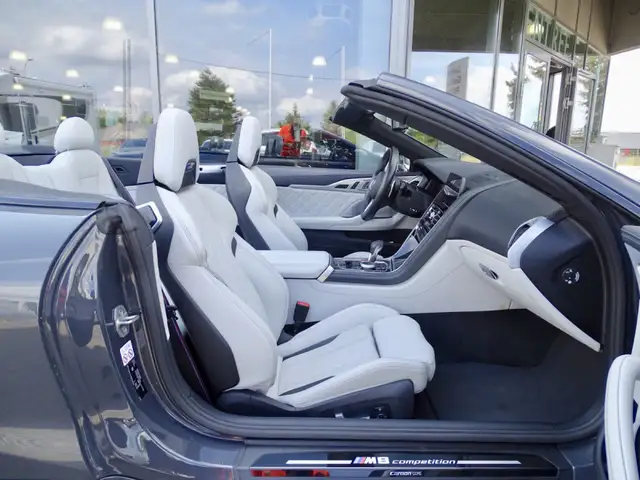 BMW M8 view 7